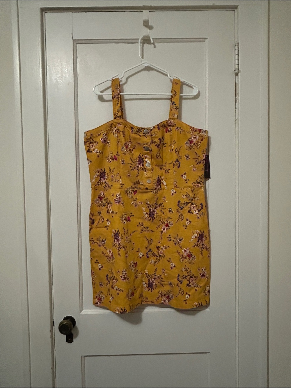 NWT!! Women's No Boundaries Mustard Floral Dress - Size 3XL